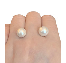 Load image into Gallery viewer, sold - 9.7-10.2mm Round Cultured Freshwater Pearl Studs