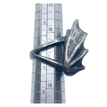 Load image into Gallery viewer, sold - Labradorite Sterling Silver Bat Wing Ring