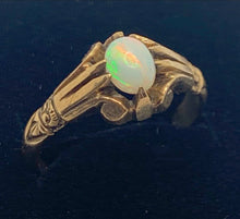 Load image into Gallery viewer, Antique Opal & 10k Gold Ring