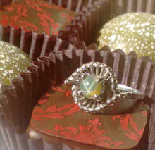 Load image into Gallery viewer, Sold - 10k Gold Green Star Sapphire Ring